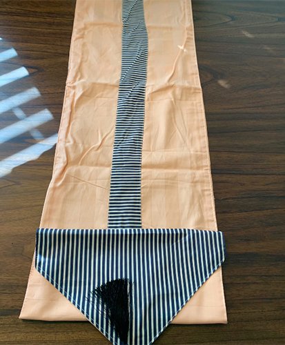 Revive – Striped Table Runner in Cotton with Tassels