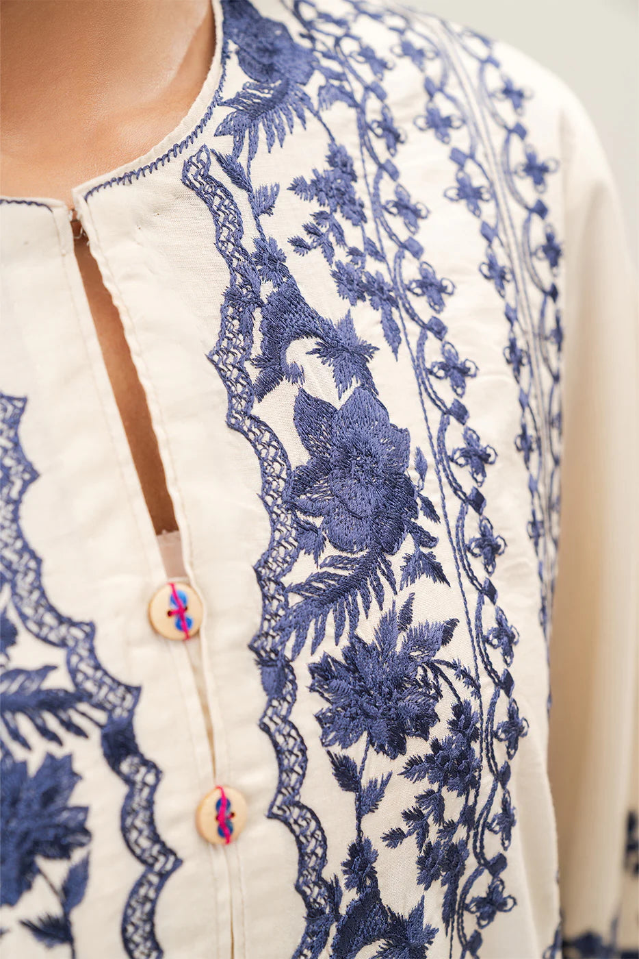 Beechtree | Embroidered Pret 2-Piece Lawn